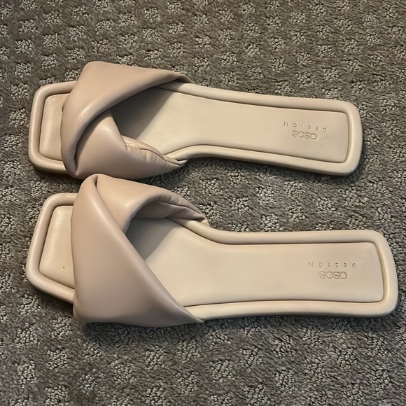 Nude clean girl aesthetics sandal Bieber - Picture 3 of 3